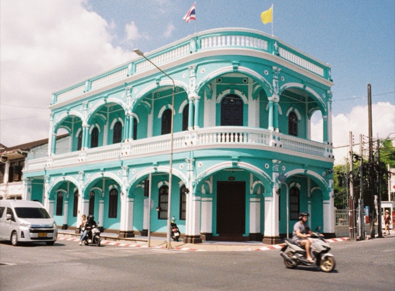 A glorious building in Phuket Old Town, January 2026; Lomo Tiger